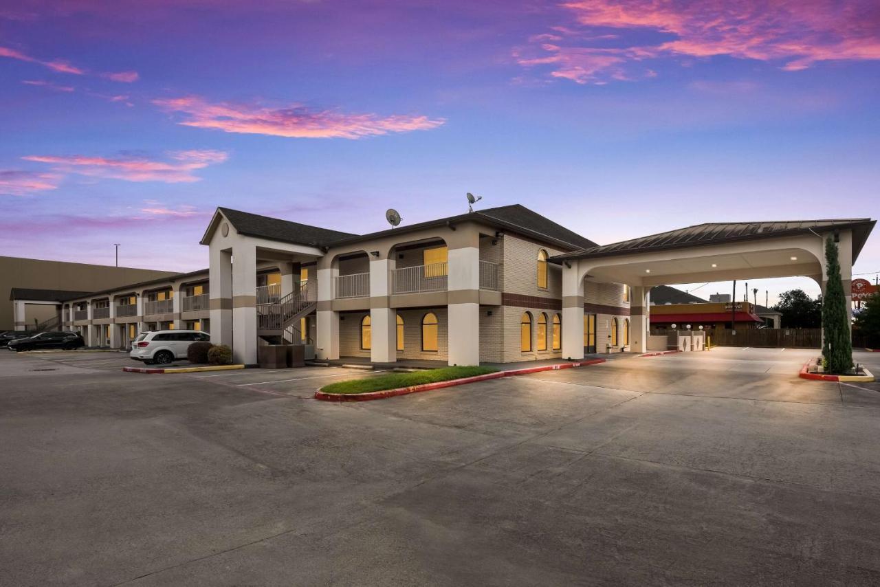 Surestay Hotel By Best Western Deer Park Eksteriør billede