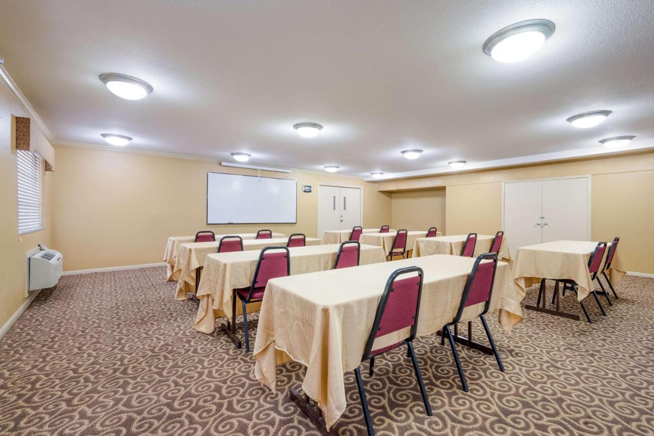 Surestay Hotel By Best Western Deer Park Eksteriør billede